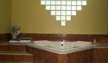 קיטו Hotel Suites Gonzalez Suarez 3*,  אקוודור