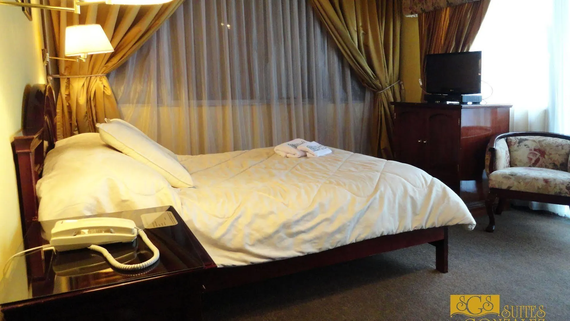 קיטו Hotel Suites Gonzalez Suarez 3*,